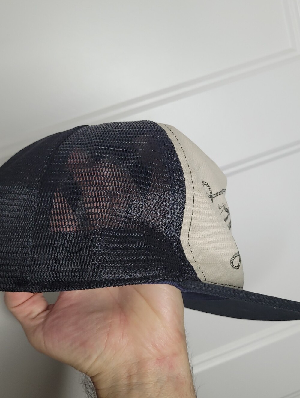 The Ampal Creative Goodbye Horses Snapback Trucker Hat - Picture 3 of 8